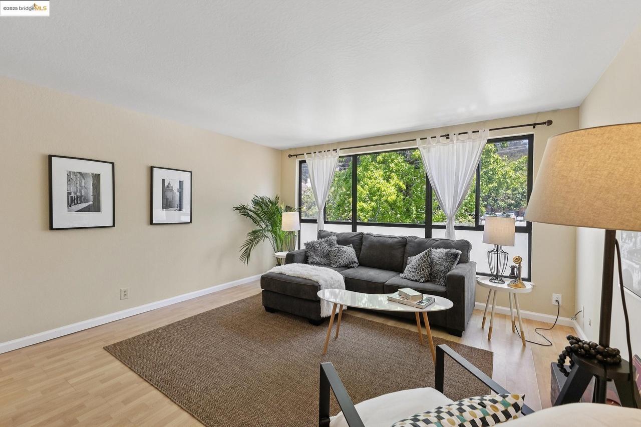 2632 Warring St Berkeley,CA 94704