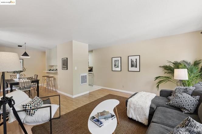 2632 Warring St Berkeley,CA 94704