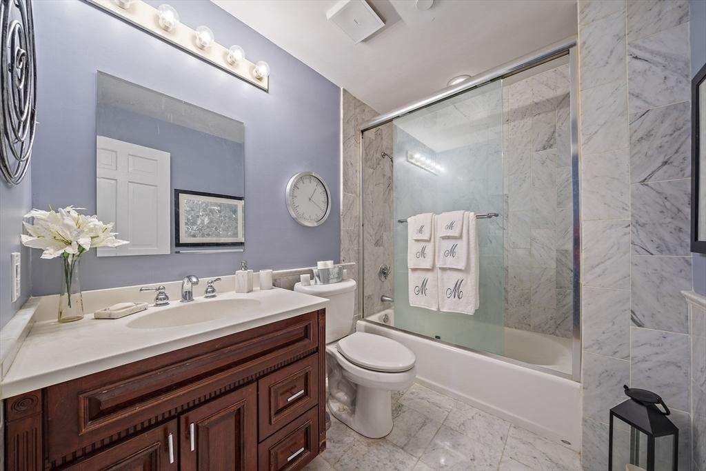 2001 Marina Dr Apt Quincy,MA 02171,