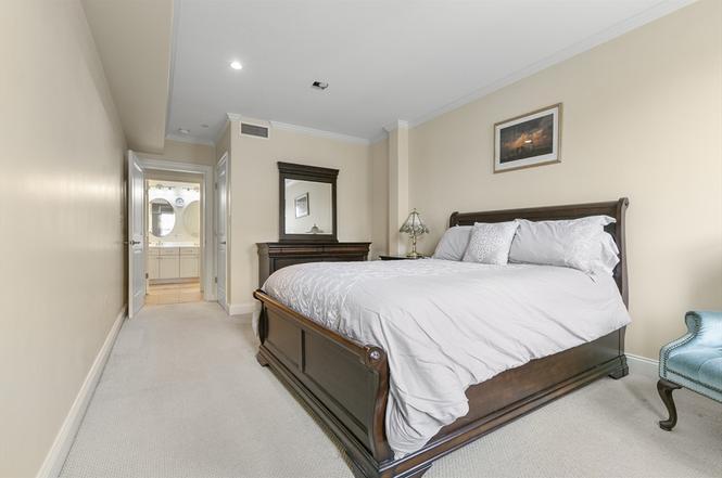 426 Main St Stoneham,MA 02180