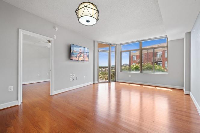 3600 S Glebe Rd Arlington,VA 22202