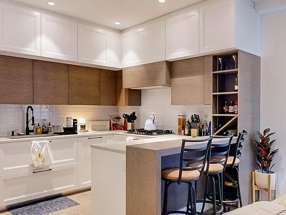 130 John St Lowell, MA 01852