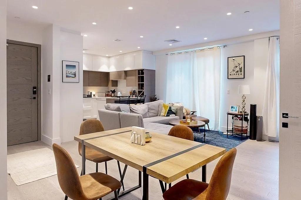 130 John St Lowell, MA 01852