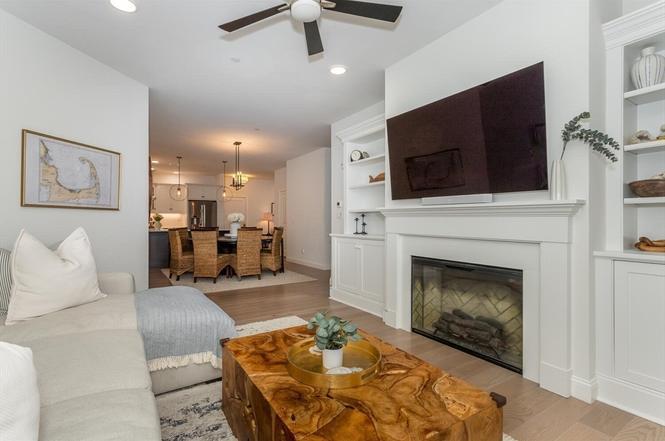 15 Revolution Way Canton,MA 02021