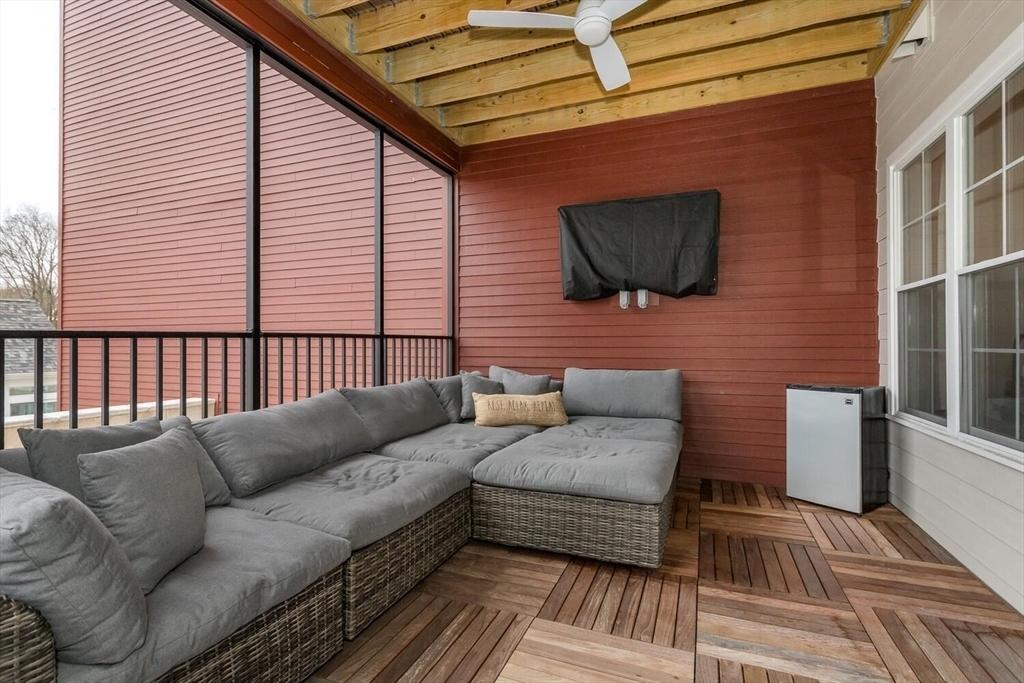 15 Revolution Way Canton,MA 02021