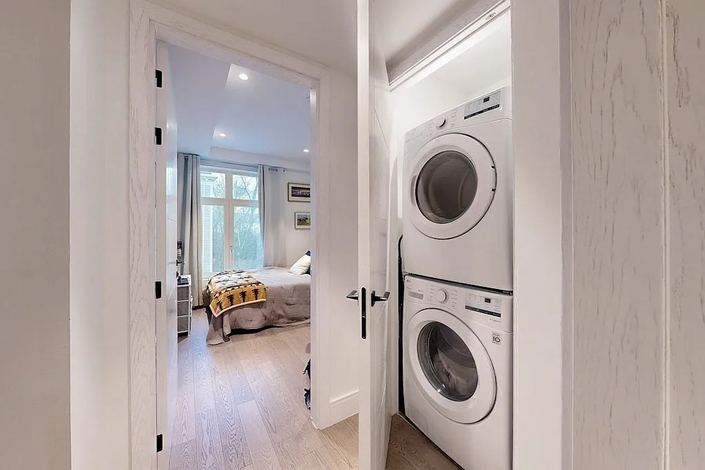 130 John St Lowell, MA 01852