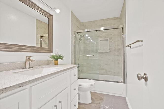 326 Streamwood, Irvine, CA 92620