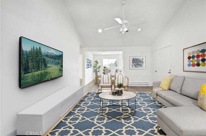 326 Streamwood, Irvine, CA 92620