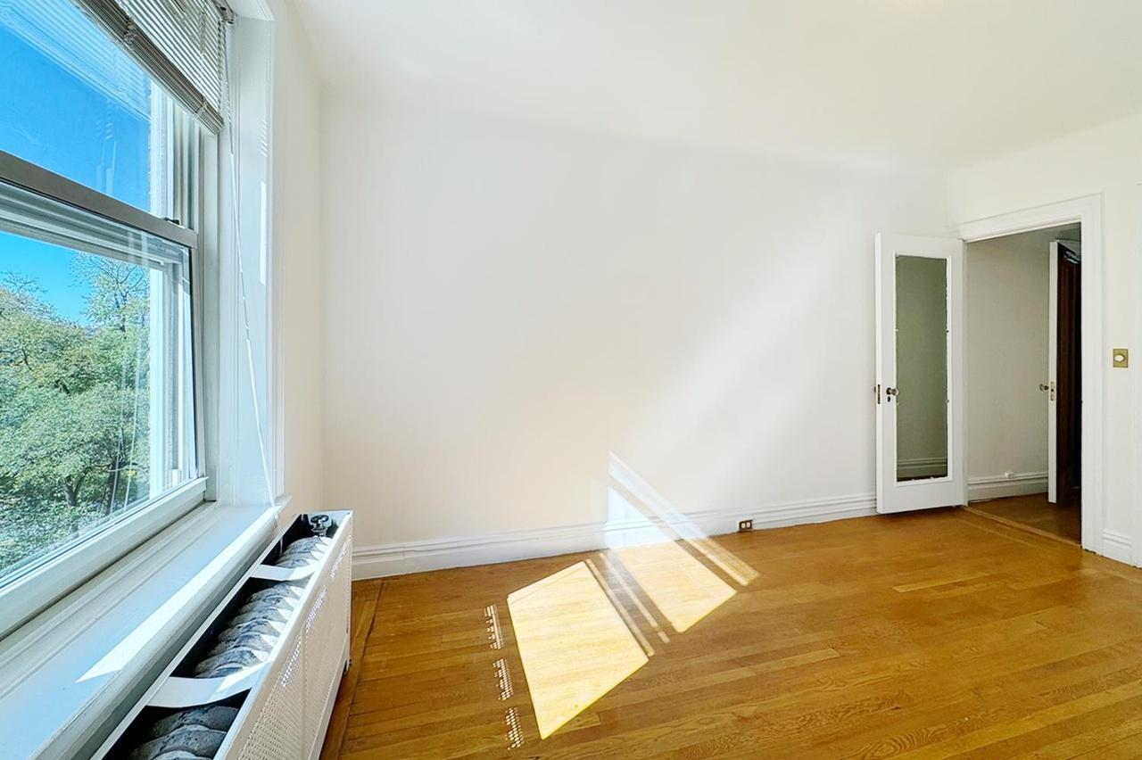 390 Riverside Dr Unit 5G, New York City, NY 10025