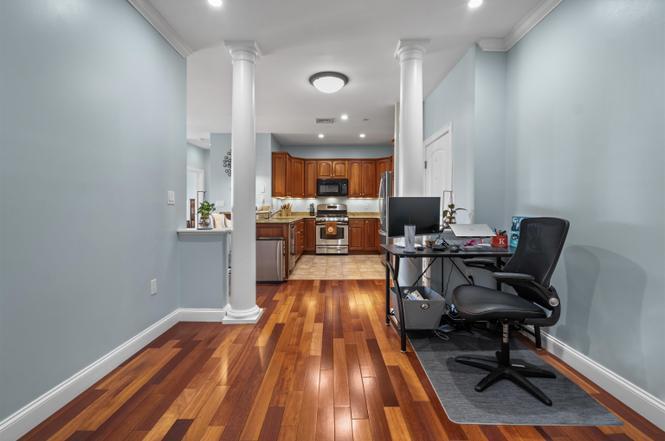 929 E El Camino Real# Sunnyvale, CA  94087