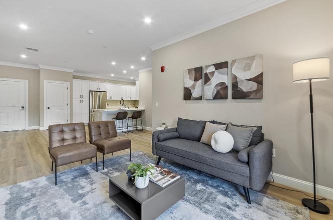 1801 Katella #202, Anaheim CA 92805